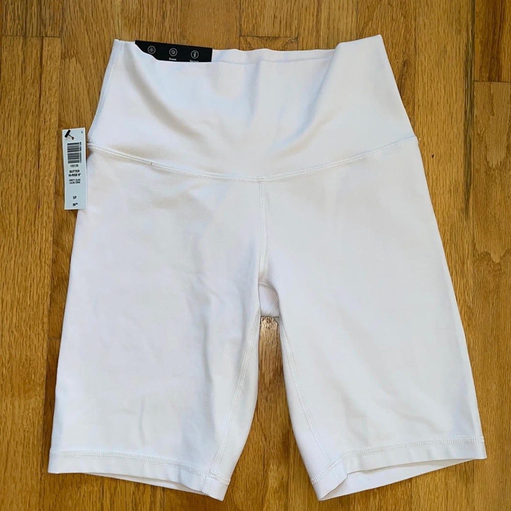 Aritzia TnaBUTTER HI-RISE 9”